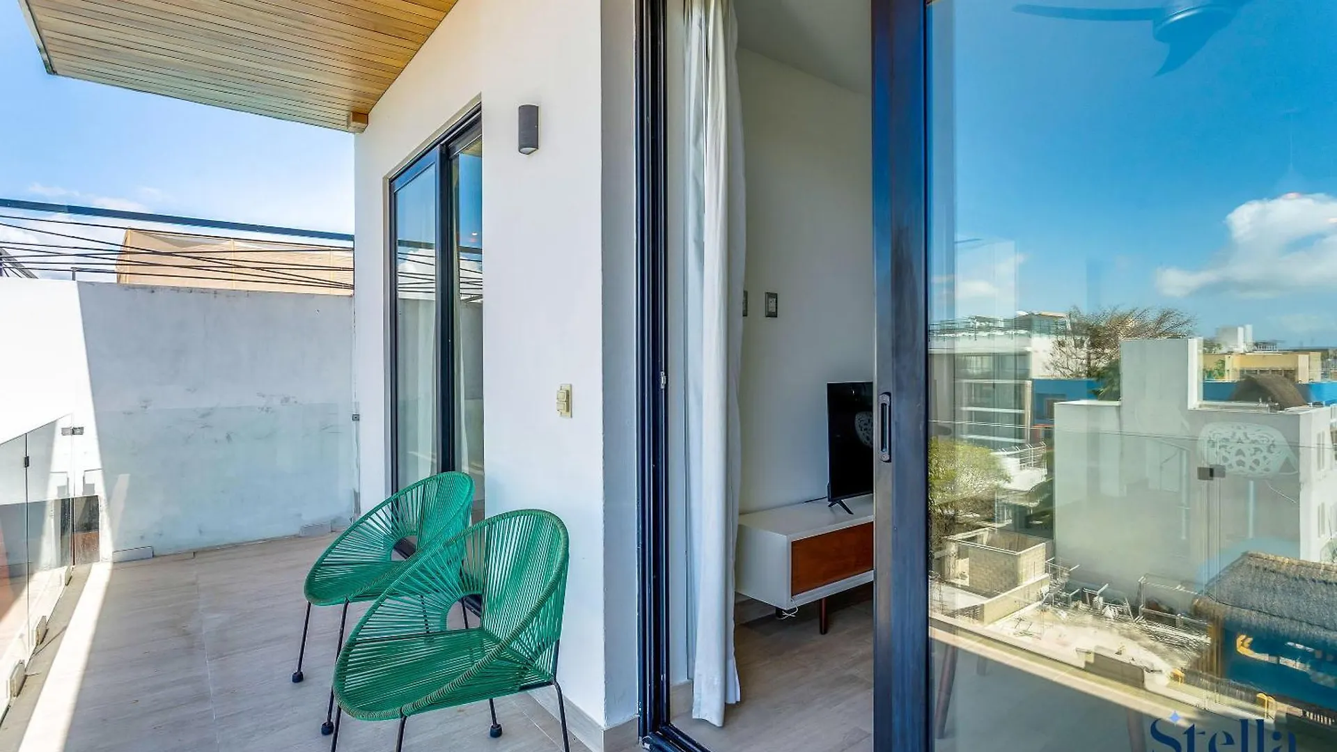Condos With Roof Pool Half Block To 5Th Ave Playa del Carmen Holiday home