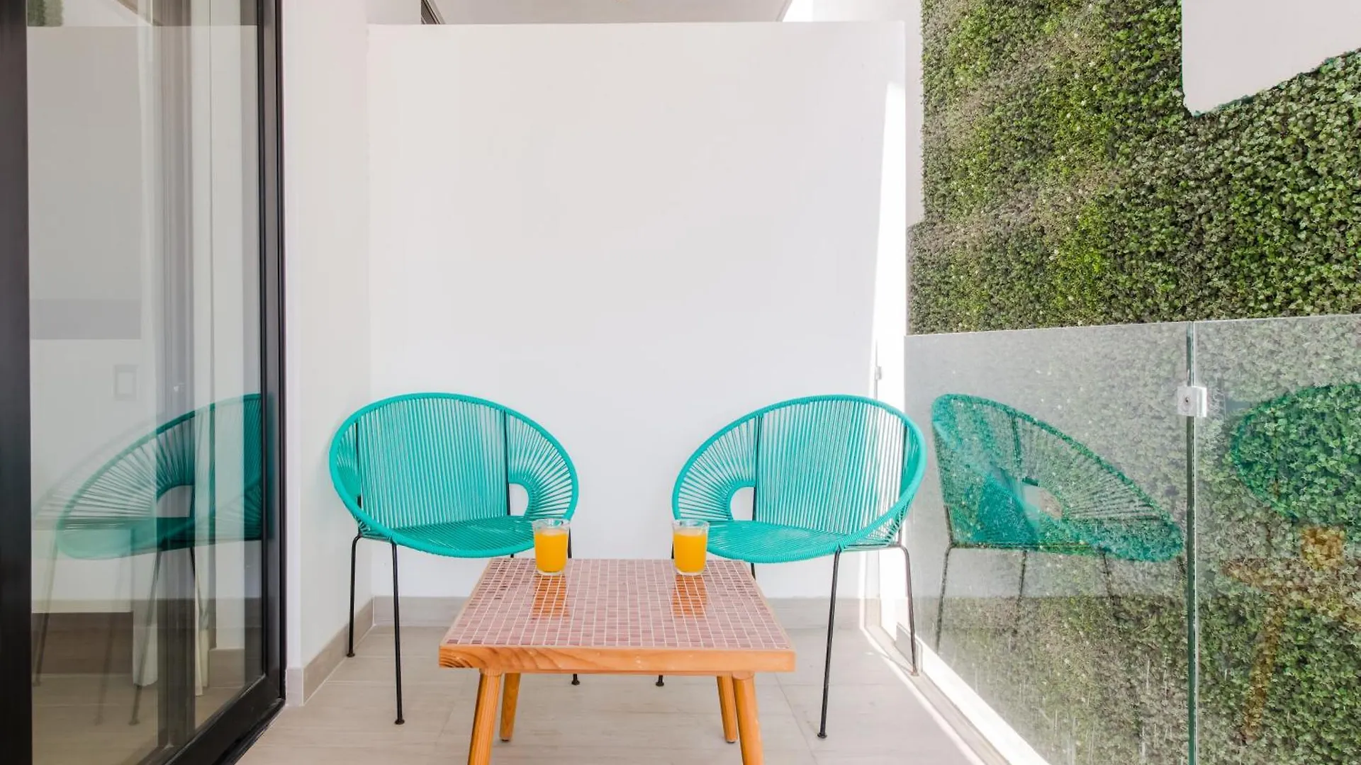 Condos With Roof Pool Half Block To 5Th Ave Playa del Carmen